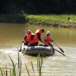 Bărbat de 50 ani, găsit mort, în albia râului. Lipsea de acasă de cinci zile