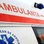 Bărbat rănit grav după ce și-a prins picioarele într-un motocultor