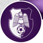 Un măgar în curte la F.C. Argeș