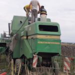 I-a luat combina foc, în timp ce recolta floarea soarelui