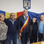 Primarul Sorin Vasilache a premiat două cupluri la împlinirea a 50 de ani de la&hellip;