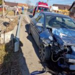 A lovit o mașină staționată și a aruncat-o în șanț. Șoferul a spus că l-a&hellip;