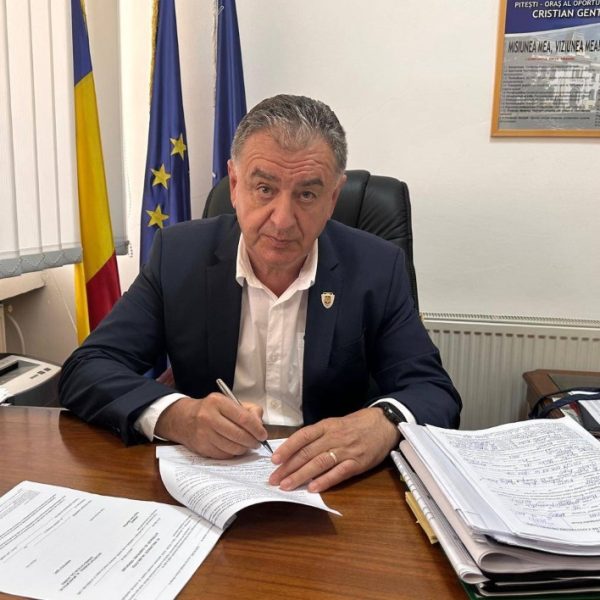 VIDEO. Primarul Cristian Gentea: Am semnat autorizaţia de construire a noului stadion!!
