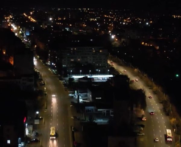 În Pitești, continuă modernizarea și eficientizarea iluminatului public