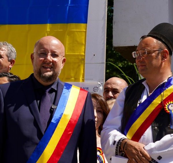 Constantin Rădulescu: ”Vaideeni, capitala portului popular românesc! „Învârtita Dorului” – la a 57-a ediție”!
