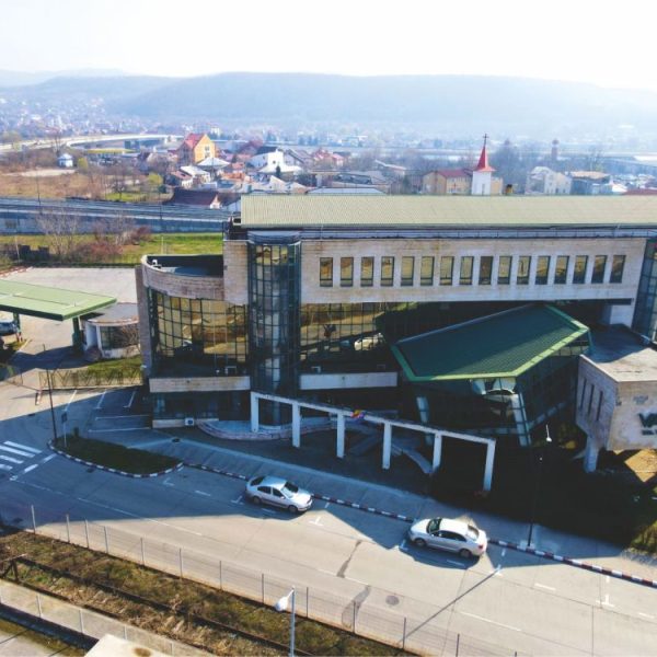 Noua autogară unică a Râmnicului prinde contur după o primă întâlnire cu transportatorii de persoane