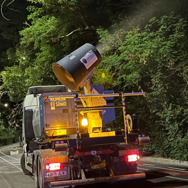 Azi-noapte a avut loc a doua trecere, în cadrul acțiunii de dezinsecție, în Pitești