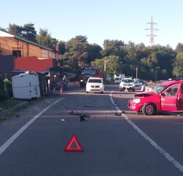Accident cu două victime provocat de un tânăr de 21 ani