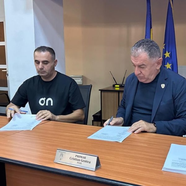 Primăria Municipiului Pitești continuă investițiile în infrastructura sportivă școlară! 
