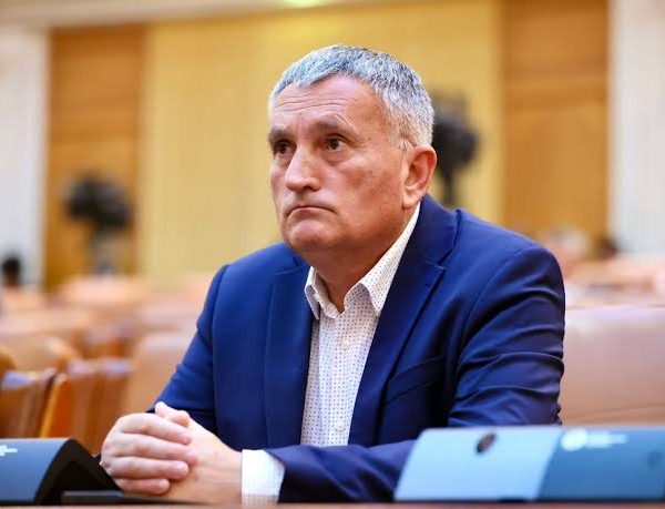  Ți-e și silă, ți-e și milă ! Deputatul liberal Cristian Buican, făcut KO de Adrian Mihăilă