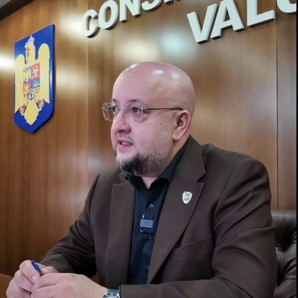 ​A fost un altfel de maraton astăzi, la Consiliul Județean Vâlcea: „Maratonul de Educație Antreprenorială”