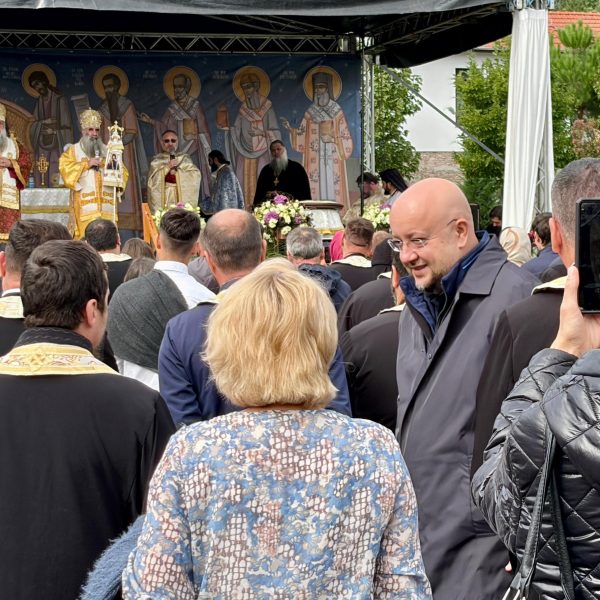 Constantin Rădulescu, prezent la la slujba de prăznuire oficiată de ÎPS Varsanufie cu prilejul Sărbătorii Sfântului Antim Ivireanul