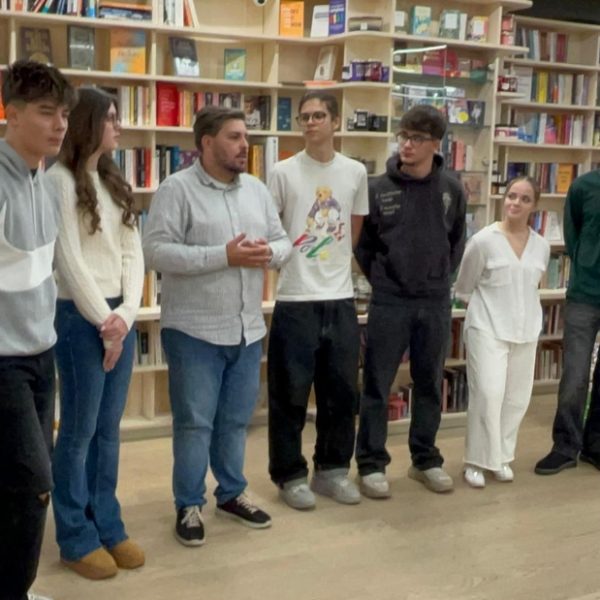 GATA de spectacol! Festivalul Național de Teatru Tânăr aduce la Pitești energia și emoția unei noi ediții