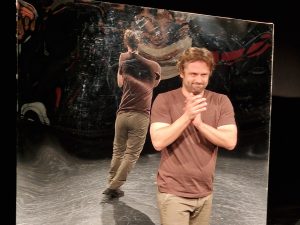 ”Ivan” de Alecsandru Dunaev, o oră de catehism teatral la ”Anton Pann” din Râmnicu Vâlcea