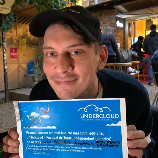 Teatrul ”Anton Pann”, un nou premiu important! Andrei Cătălin, distins cu ”Premiul pentru cel mai bun rol masculin”