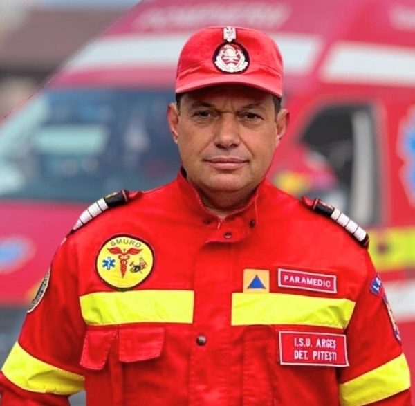 Un paramedic din Argeș și-a salvat de la moarte un vecin care se înecase cu mâncare
