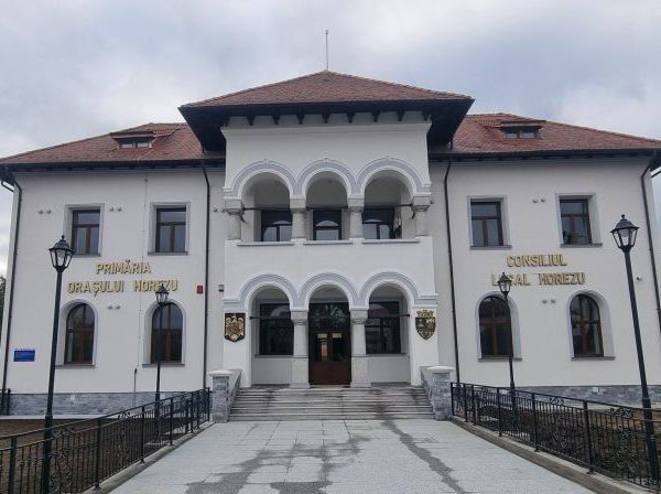 Primăria Orașului Horezu: Implementare sens unic pe o anumită stradă