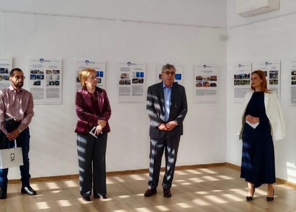 Expoziția „Patrimoniul balnear din Oltenia” de la Casa de cultură Florin Zamfirescu rămâne deschisă până la data de 5 decembrie