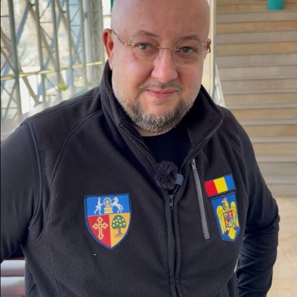 CJ Vâlcea reabilitează sistemul de climatizare și montează panouri fotovoltaice la Teatrul ”Anton Pann”