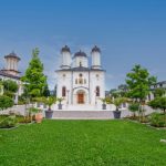 Arhiepiscopia Râmnicului: Posturi clericale vacante în protoieriile Râmnicu Vâlcea și Drăgășani