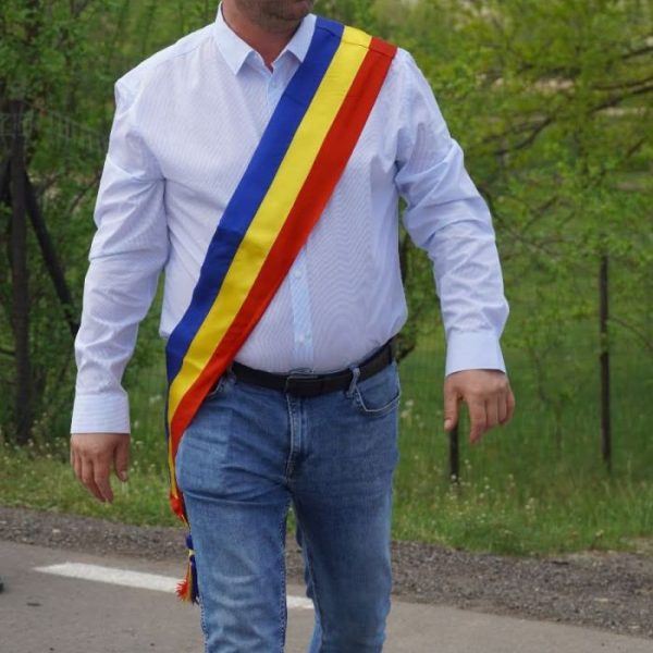 Primarul Cosmin Anghelescu: ”La Mulți Ani România!  La mulți ani, Mateesti”!