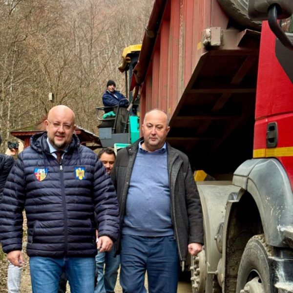 Constantin Rădulescu: Asfalt nou, pe drumul județean din Olănești!