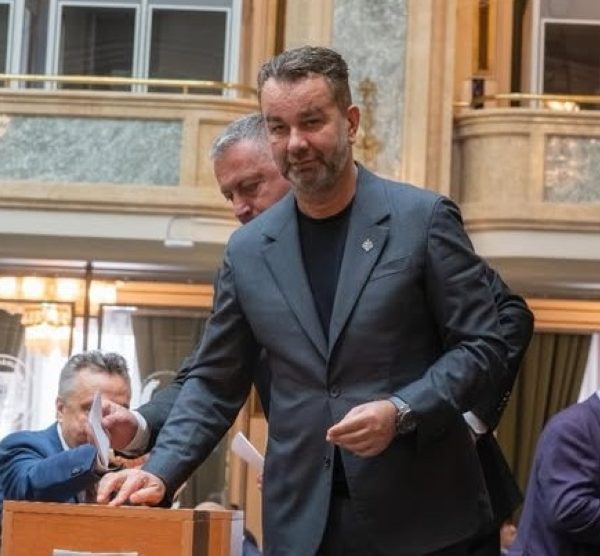Ovidiu Puiu, senator PSD Argeș: Bugetul de stat trebuie să rămână deschis pentru măsuri de urgență pe piața energiei!