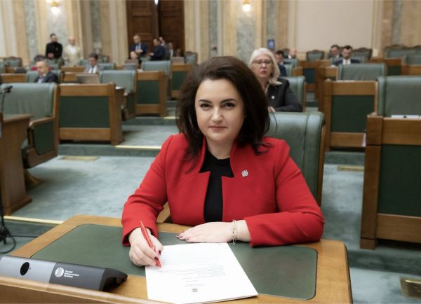 Andra BICA: Guvernul Bolojan alege să spună „NU” mamelor și copiilor! Un astfel de refuz nu poate rămâne fără consecințe!