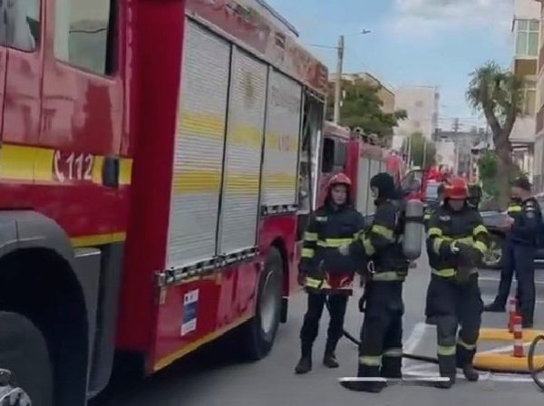 Incendiu într-un bloc din Exercițiu: șapte persoane evacuate și un bărbat rănit