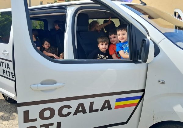 Poliția Locală Pitești își deschide porțile pentru copii și părinți, la aniversarea a 19 ani de activitate