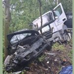 Trei răniți după un accident între un autocamion și un autoturism, în Argeș