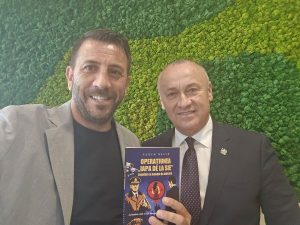 Prof. Dr. Nicolae Georgescu, vizitat de prietenul și fostul coleg din Parlamentul României, deputatul Eugen Neață. Darul primit de la deputat
