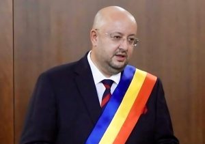Constantin Rădulescu Președintele CJ Vâlcea: Facem drum bun până în Argeș…pe Runcu!