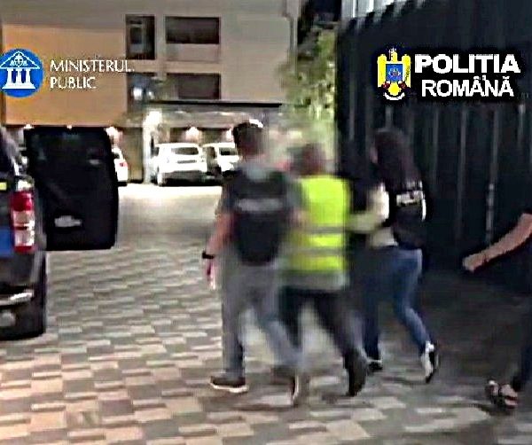 Anchetă după moartea unui câine. Stăpânul, reținut de polițiști