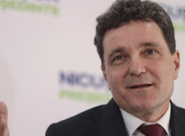 Pe surse. Nicușor a capitulat, la ordinul Franței și Germaniei. Nazare premier