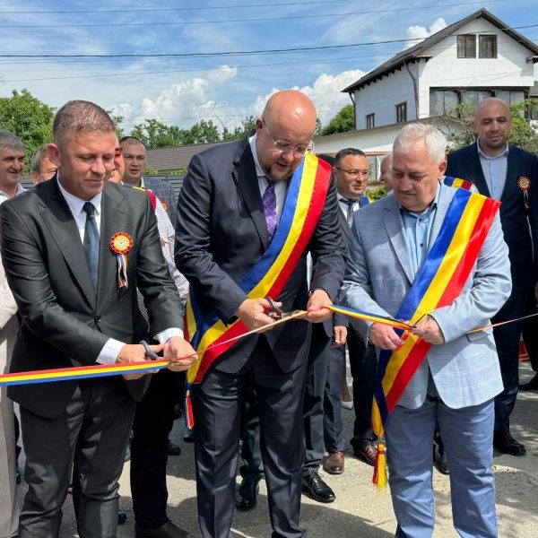 Constantin Rădulescu, prezent la cea de-a 54-a ediție a Târgului Ceramicii Populare Românești „Cocoșul de Hurez”