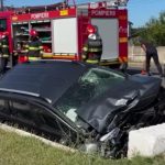 Tânăr de 25 de ani, rănit după ce a intrat cu mașina într-un cap de&hellip;