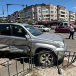 Accident în Râmnicu Vâlcea, după ce un șofer ar fi trecut pe roșu. Trei persoane,…