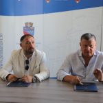 Primarul Mircia Gutău a semnat contractul de execuție pentru bazinul de înot didactic și de&hellip;