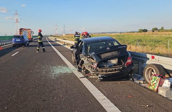 Accident pe DEx 12, între Craiova și A1. Un bărbat de 85 de ani a ajuns la spital