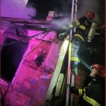 Descoperire tragică după un incendiu izbucnit într-o clădire părăsită din Pitești