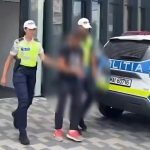A condus fără permis prin Pitești și a ajuns în arest. Nu era la prima&hellip;