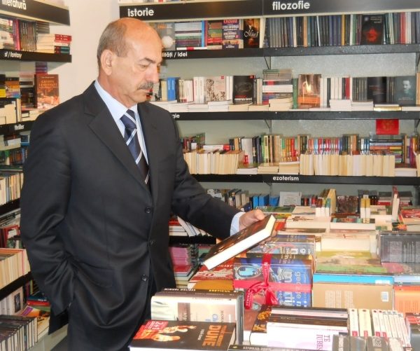 A murit scriitorul și jurnalistul vâlcean Traian Dobrinescu. Avea 77 de ani