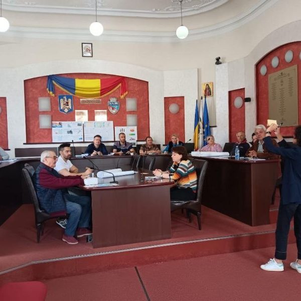 ”Juriul Cetățenilor din Râmnicu Vâlcea”, considerat de OCDE un exemplu de bune practici în implicarea cetățenilor în Politica de Coeziune a Uniunii Europene