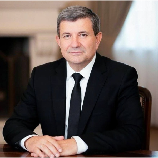 Deputatul ”aurist” Nicolae Mîndrescu dă o lecție de politică civilizată