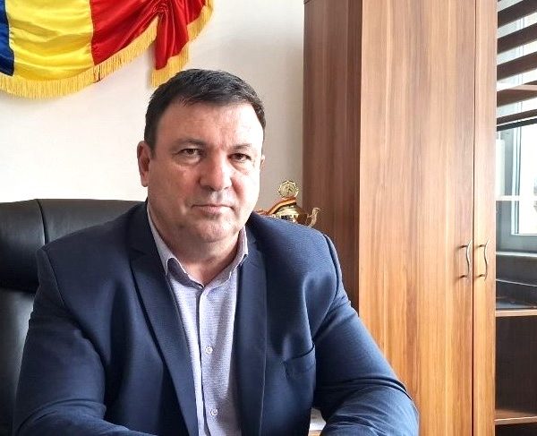 Primarul Marcel Radi a finalizat lucrările de extindere a rețelei de gaze în satul Pietrari