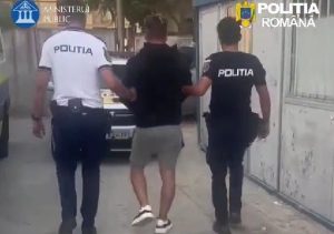 Bătaie pe terasa unui local din Olt. Un tânăr a fost reținut