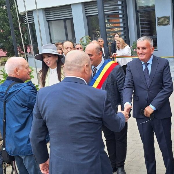 Părerea mea. Buican l-a rugat pe Ilie Bolojan să lase municipiul Rm. Vâlcea fără apă caldă și căldură