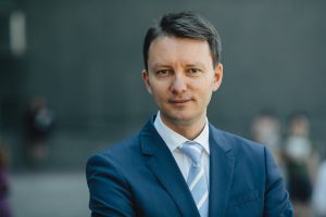 Siegfried Mureșan = punerea în abis a României