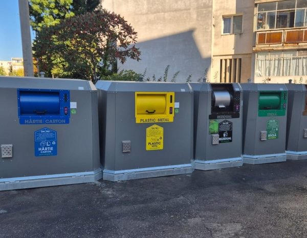 Instrucțiuni pentru depozitarea deșeurilor și utilizarea noilor insule ecologice digitalizate